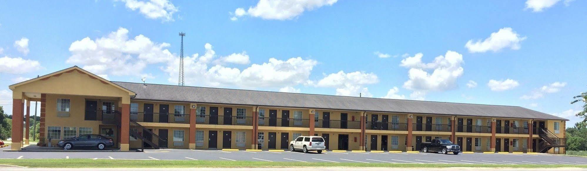 Executive Inn Pelham Exterior photo